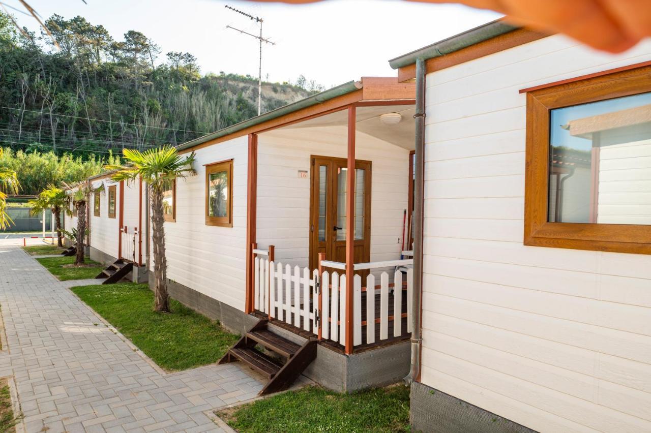 Camping Norina Pesaro Bagian luar foto