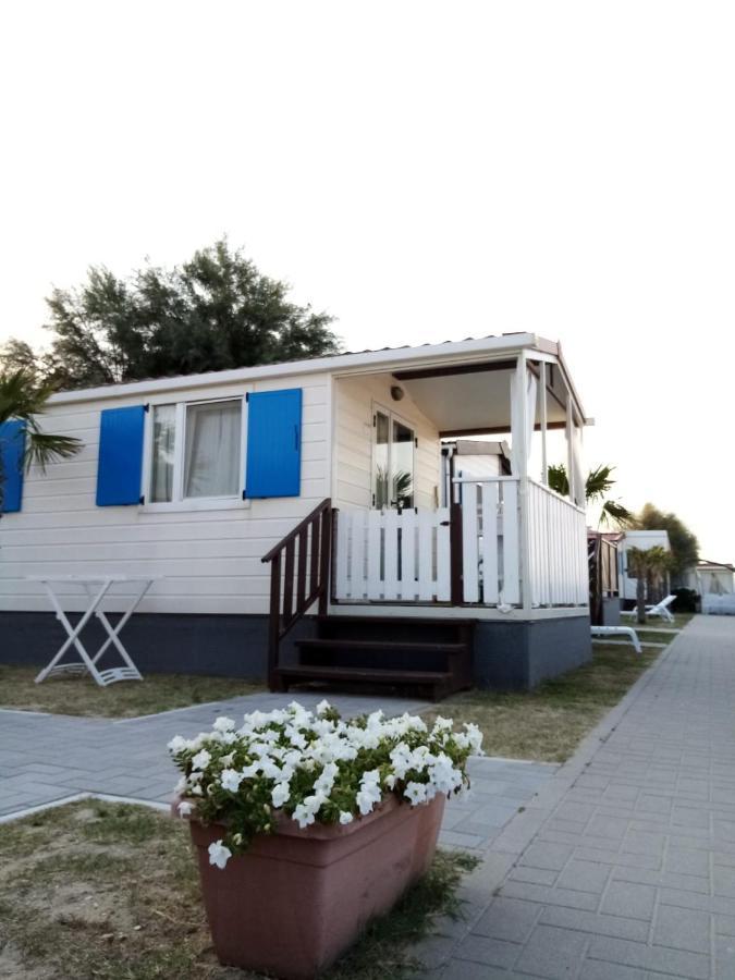 Camping Norina Pesaro Bagian luar foto