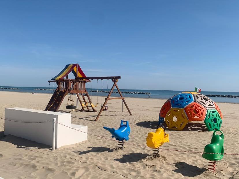 Camping Norina Pesaro Bagian luar foto