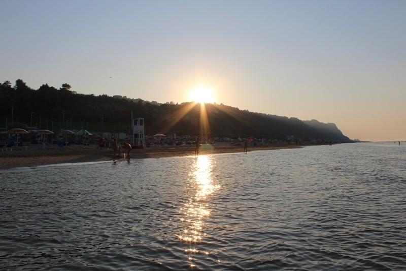 Camping Norina Pesaro Bagian luar foto