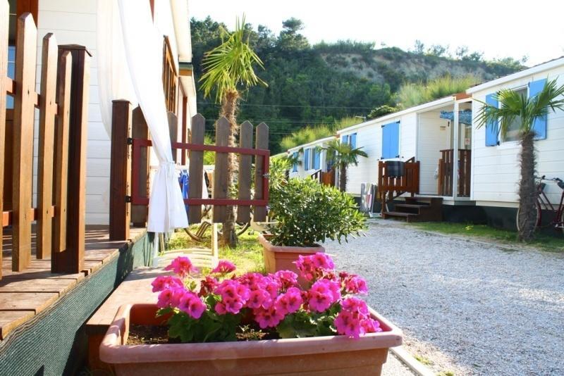 Camping Norina Pesaro Bagian luar foto
